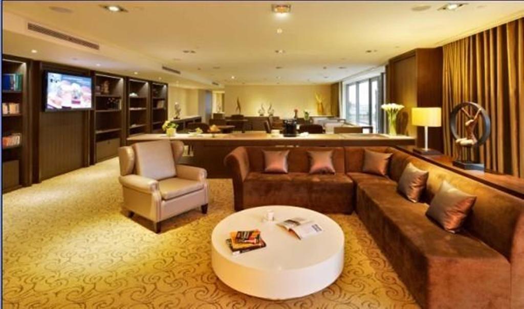 Windsor Park Hotel Kunshan Kunshan  Extérieur photo
